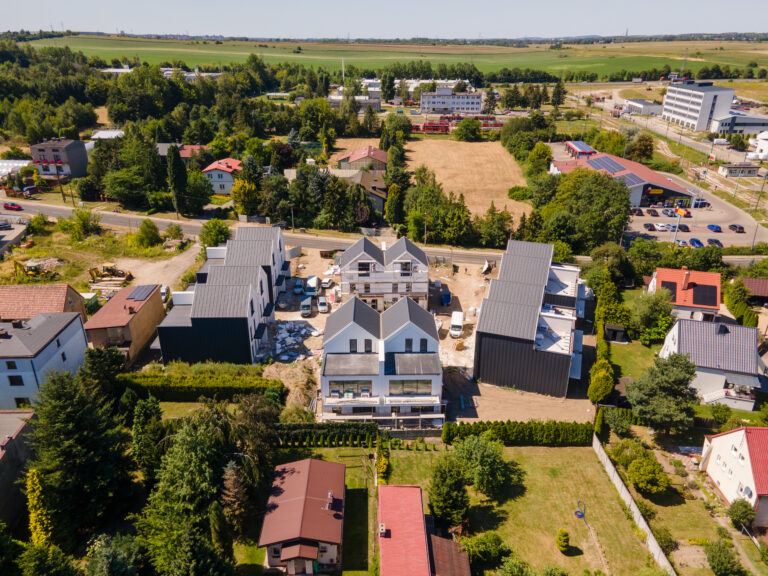 sierpień 2026 (2)